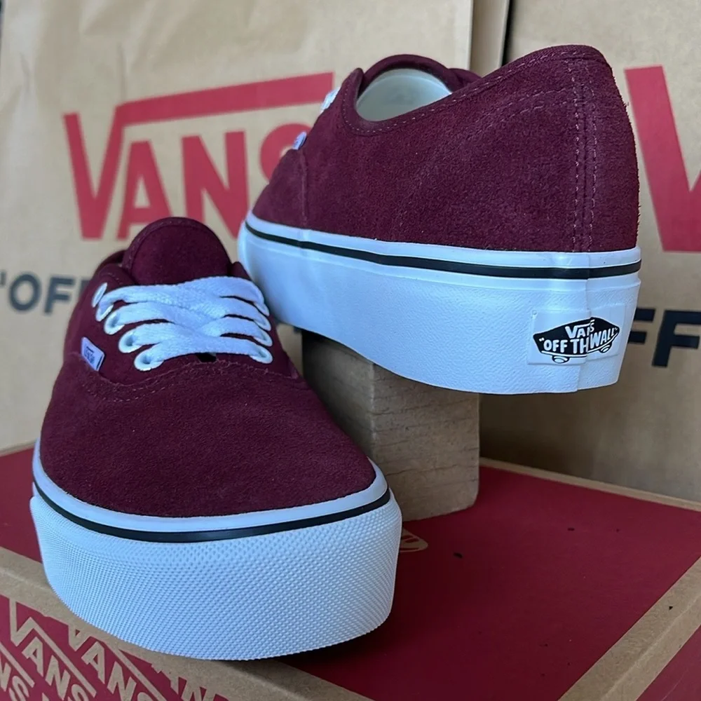 Vans WMNS Authentic Platfor (Suede) Port Royale/True VN0ARAVRJNR Platforms